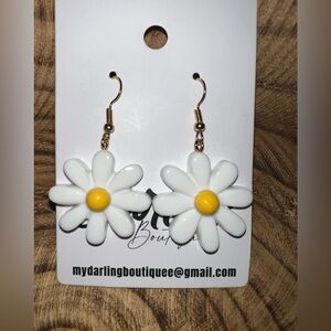 White Daisy Drop Earrings with Yellow Center